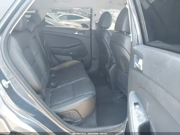 KM8J33AL4KU994603 2019 HYUNDAI TUCSON - Image 8