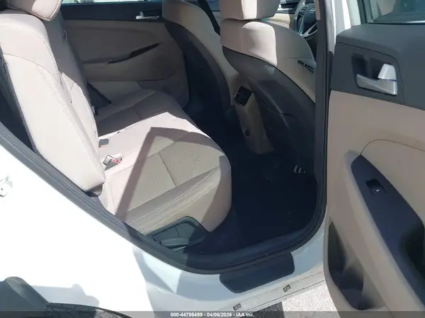 KM8J33AL4LU210423 2020 HYUNDAI TUCSON - Image 8
