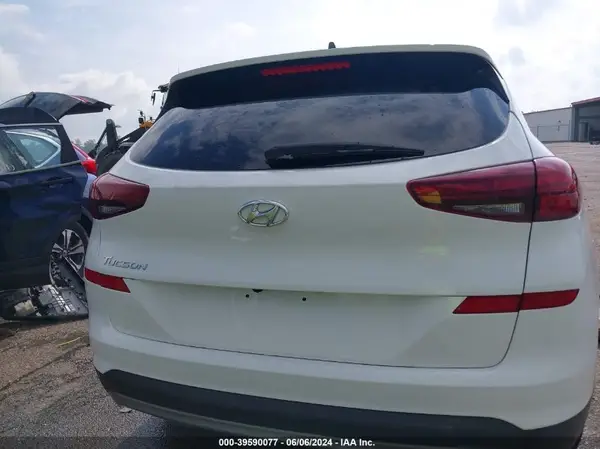 KM8J33AL4MU283518 2021 HYUNDAI TUCSON - Image 8