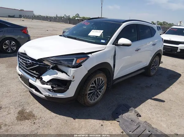 KM8J33AL4MU304707 2021 HYUNDAI TUCSON - Image 2
