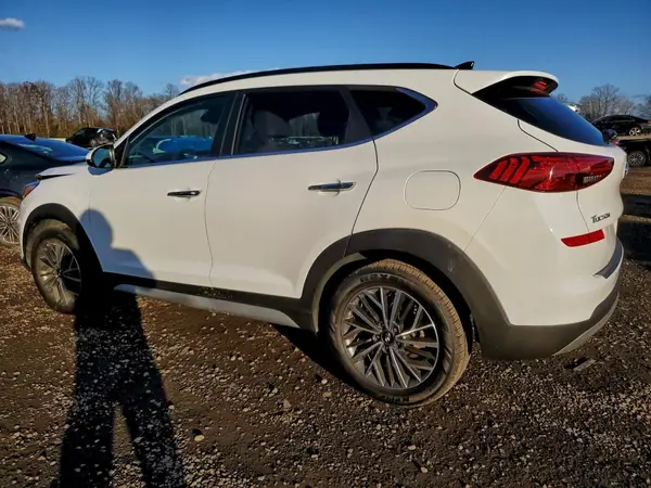 KM8J33AL4MU308966 2021 HYUNDAI TUCSON - Image 2