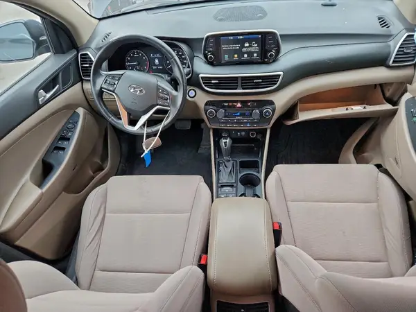 KM8J33AL4MU323080 2021 HYUNDAI TUCSON - Image 8