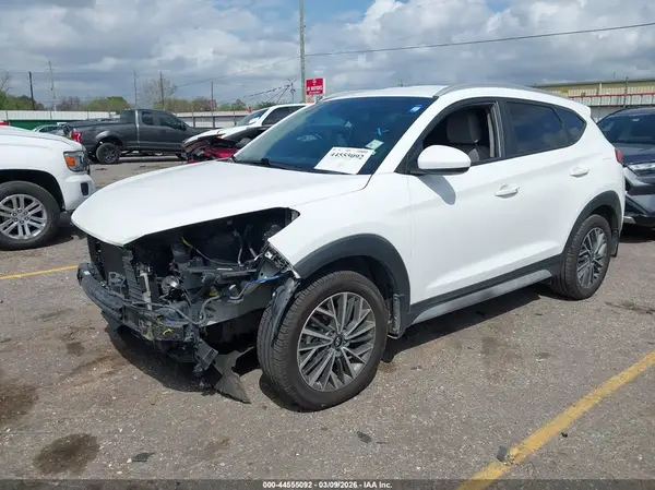 KM8J33AL4MU336296 2021 HYUNDAI TUCSON - Image 2