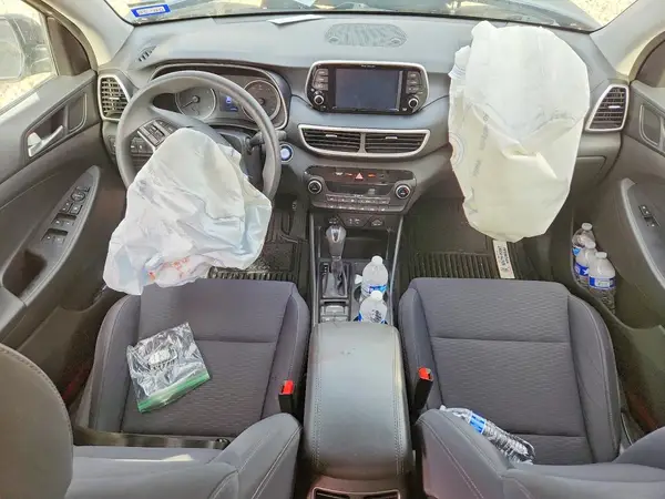 KM8J33AL4MU339585 2021 HYUNDAI TUCSON - Image 8