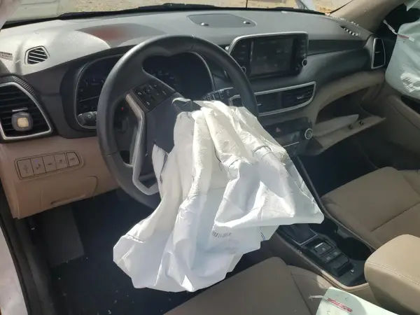 KM8J33AL4MU355107 2021 HYUNDAI TUCSON - Image 8