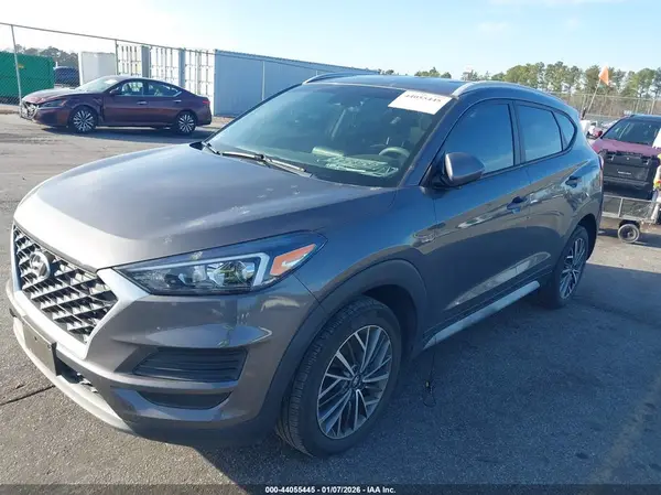 KM8J33AL4MU366186 2021 HYUNDAI TUCSON - Image 2