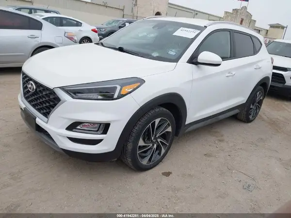 KM8J33AL4MU369315 2021 HYUNDAI TUCSON - Image 2