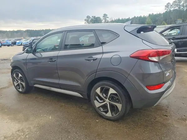 KM8J33AL5JU774515 2018 HYUNDAI TUCSON - Image 2