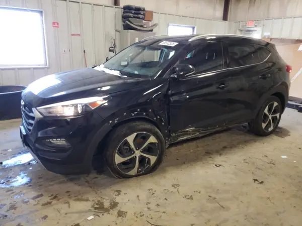 KM8J33AL5JU800613 2018 HYUNDAI TUCSON - Image 1