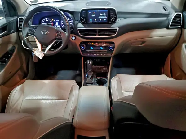 KM8J33AL5KU021567 2019 HYUNDAI TUCSON - Image 8