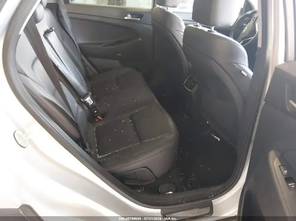 KM8J33AL5KU867696 2019 HYUNDAI TUCSON - Image 8