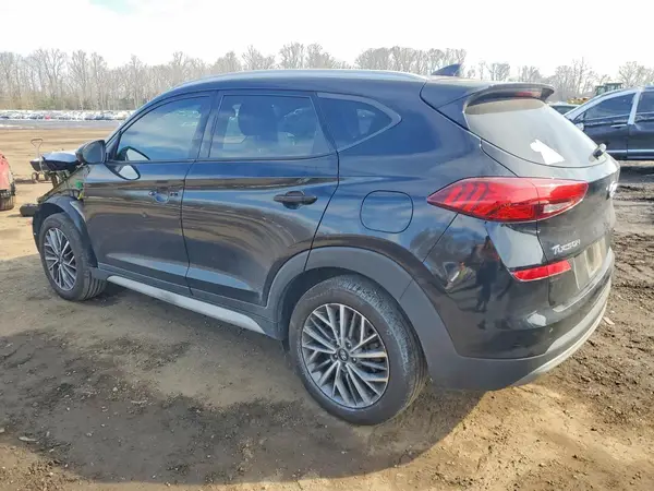 KM8J33AL5KU931994 2019 HYUNDAI TUCSON - Image 2