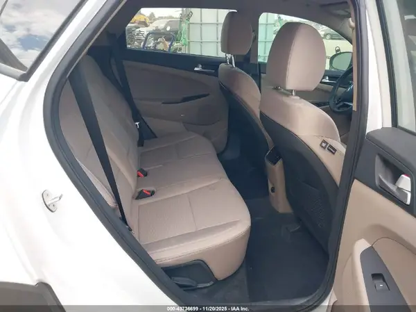 KM8J33AL5KU938721 2019 HYUNDAI TUCSON - Image 8