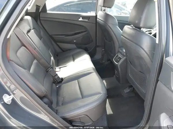 KM8J33AL5KU988759 2019 HYUNDAI TUCSON - Image 8