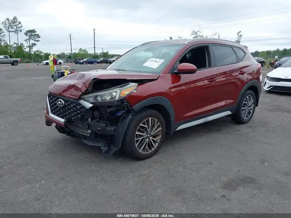 KM8J33AL5LU142813 2020 HYUNDAI TUCSON - Image 2