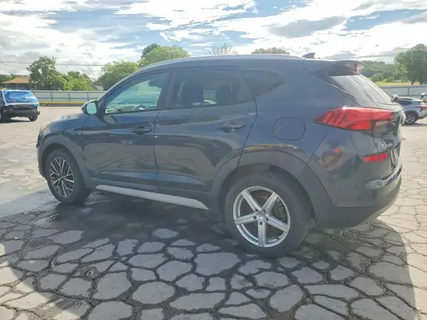 KM8J33AL5LU146974 2020 HYUNDAI TUCSON - Image 2