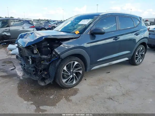 KM8J33AL5LU270680 2020 HYUNDAI TUCSON - Image 2