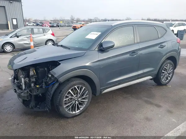 KM8J33AL5LU274731 2020 HYUNDAI TUCSON - Image 2