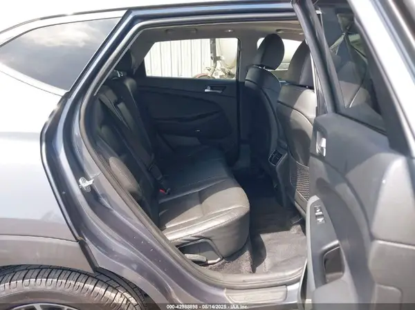 KM8J33AL5MU296312 2021 HYUNDAI TUCSON - Image 8