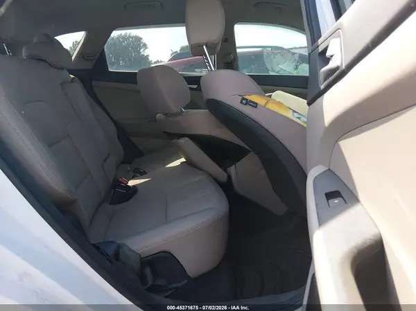 KM8J33AL5MU321483 2021 HYUNDAI TUCSON - Image 8