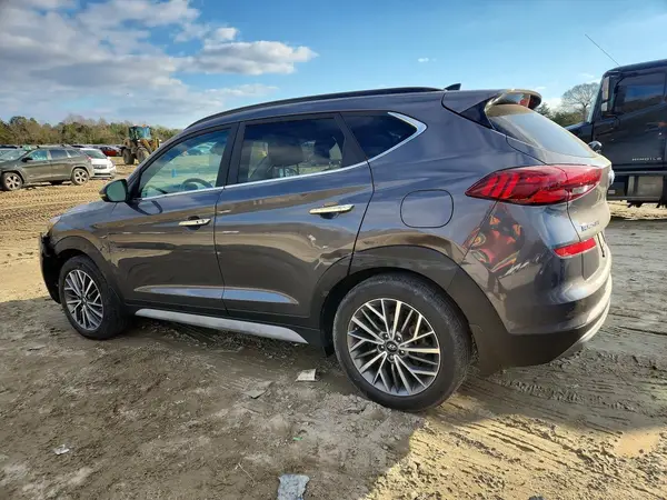 KM8J33AL5MU334766 2021 HYUNDAI TUCSON - Image 2