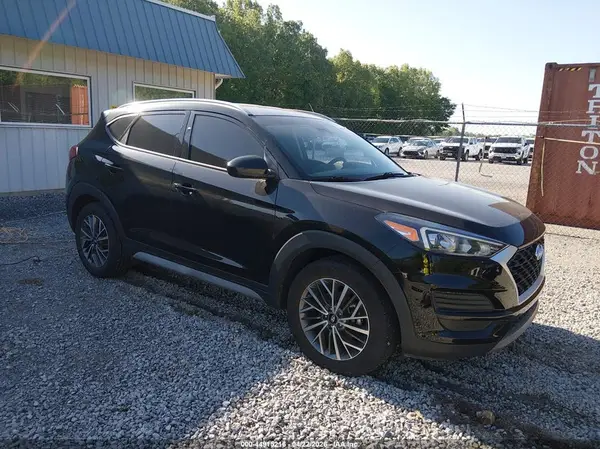 KM8J33AL5MU373065 2021 HYUNDAI TUCSON - Image 1