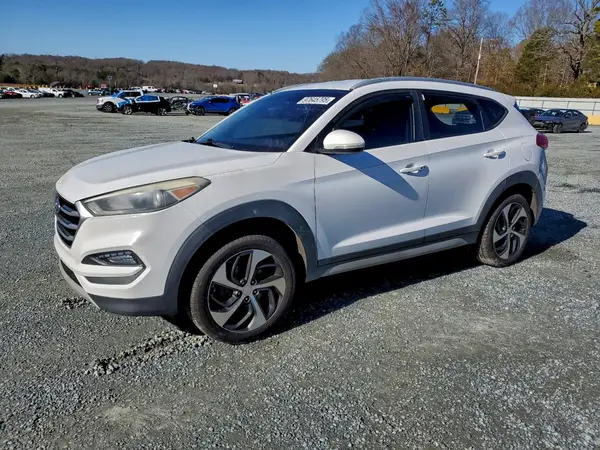 KM8J33AL6JU702058 2018 HYUNDAI TUCSON - Image 1