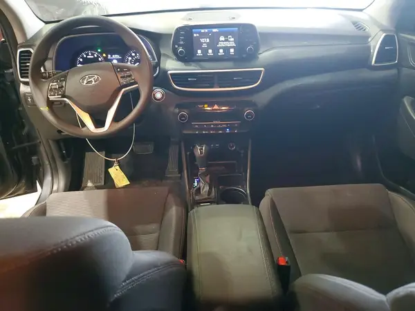 KM8J33AL6KU011727 2019 HYUNDAI TUCSON - Image 8