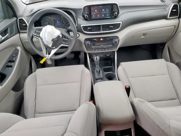 KM8J33AL6KU060393 2019 HYUNDAI TUCSON - Image 8