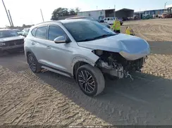 KM8J33AL6KU880828 2019 HYUNDAI TUCSON