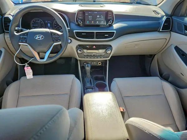KM8J33AL6KU890050 2019 HYUNDAI TUCSON - Image 8