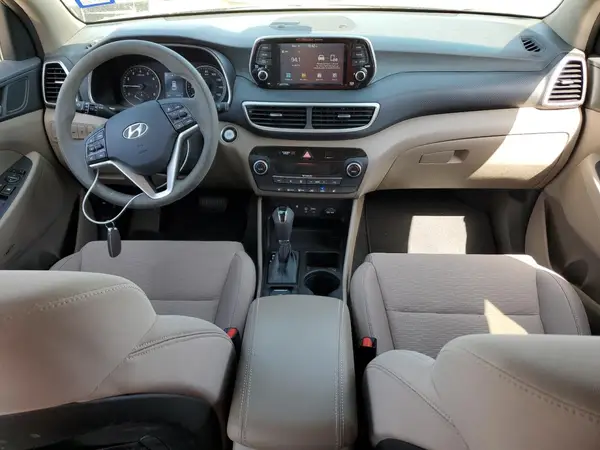 KM8J33AL6KU895166 2019 HYUNDAI TUCSON - Image 8