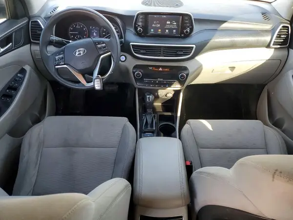 KM8J33AL6KU917022 2019 HYUNDAI TUCSON - Image 8