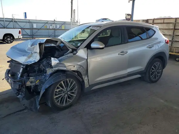 KM8J33AL6KU940607 2019 HYUNDAI TUCSON - Image 1