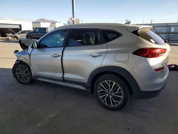 KM8J33AL6KU940607 2019 HYUNDAI TUCSON - Image 2