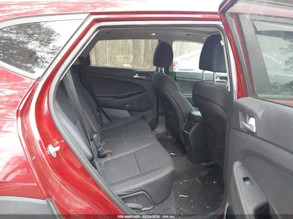 KM8J33AL6KU943524 2019 HYUNDAI TUCSON - Image 8