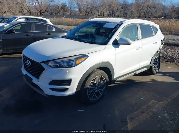 KM8J33AL6KU946102 2019 HYUNDAI TUCSON - Image 2