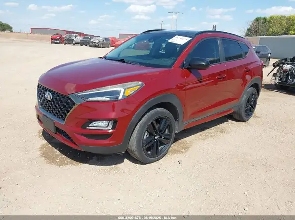 KM8J33AL6KU980864 2019 HYUNDAI TUCSON - Image 2