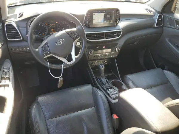 KM8J33AL6KU986213 2019 HYUNDAI TUCSON - Image 8