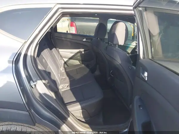 KM8J33AL6KU999253 2019 HYUNDAI TUCSON - Image 8