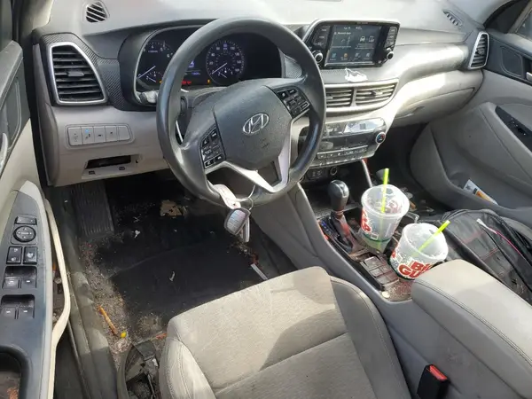 KM8J33AL6LU142450 2020 HYUNDAI TUCSON - Image 8