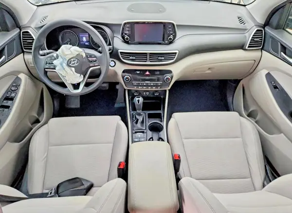 KM8J33AL6LU201688 2020 HYUNDAI TUCSON - Image 8