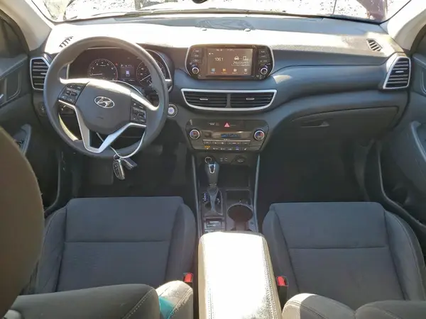 KM8J33AL6LU215851 2020 HYUNDAI TUCSON - Image 8