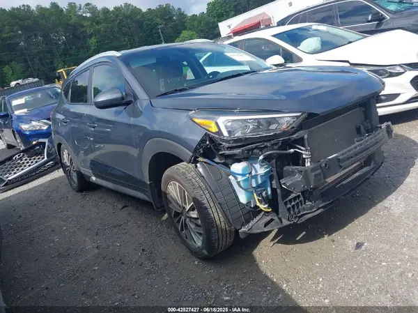 KM8J33AL6LU257789 2020 HYUNDAI TUCSON - Image 1