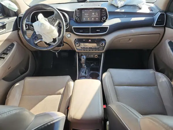 KM8J33AL6MU305955 2021 HYUNDAI TUCSON - Image 8