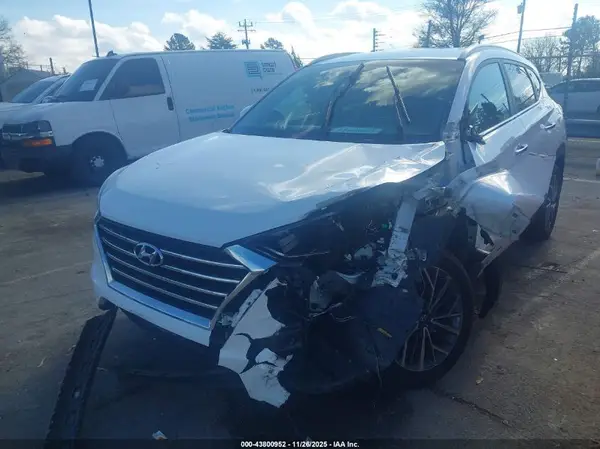 KM8J33AL6MU343895 2021 HYUNDAI TUCSON - Image 2