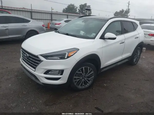 KM8J33AL6MU402928 2021 HYUNDAI TUCSON - Image 2