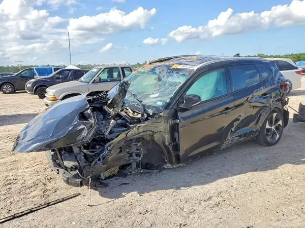 KM8J33AL7JU772104 2018 HYUNDAI TUCSON - Image 1