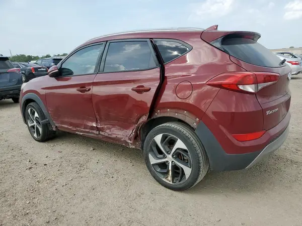 KM8J33AL7JU805392 2018 HYUNDAI TUCSON - Image 2