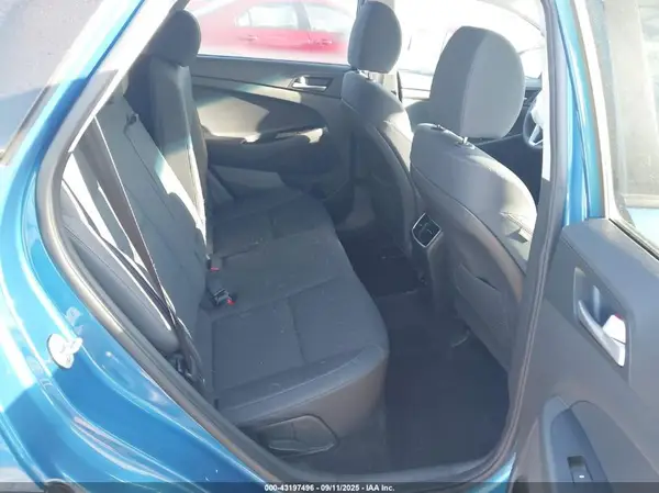 KM8J33AL7KU023417 2019 HYUNDAI TUCSON - Image 8